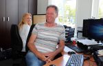 Harlingen, 25 Juni 2017
Piet Paulusma zijn huis en met zijn dochters en in aktie