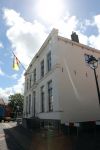 Harlingen, 25 Juni 2017
Piet Paulusma zijn huis en met zijn dochters en in aktie