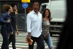Amsterdam 29 juni 2017
Ruud Gullit en zijn vriendin Karin de Rooij op straat in amsterdam zuid