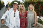 ibiza 23 juni 2017
Opening restarant club Xaxa van EWesley Sneijder en zijn vrouw Yolanthe Sneijder Cabau op eht strand van Cala Tarida. Sonja Bakker en haar man Jan Reus