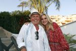 ibiza 23 juni 2017
Opening restarant club Xaxa van EWesley Sneijder en zijn vrouw Yolanthe Sneijder Cabau op eht strand van Cala Tarida. Sonja Bakker en haar man Jan Reus