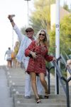 ibiza 23 juni 2017
Opening restarant club Xaxa van EWesley Sneijder en zijn vrouw Yolanthe Sneijder Cabau op eht strand van Cala Tarida. Sonja Bakker en haar man Jan Reus