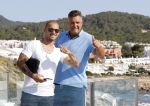 ibiza 23 juni 2017
Opening restarant club Xaxa van EWesley Sneijder en zijn vrouw Yolanthe Sneijder Cabau op eht strand van Cala Tarida. Wesley met compagnon William Kaay