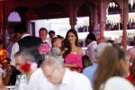 ibiza 23 juni 2017
Opening restarant club Xaxa van EWesley Sneijder en zijn vrouw Yolanthe Sneijder Cabau op eht strand van Cala Tarida.. yolanthe met zoon Xess Xava