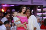 ibiza 23 juni 2017
Opening restarant club Xaxa van EWesley Sneijder en zijn vrouw Yolanthe Sneijder Cabau op eht strand van Cala Tarida.. yolanthe met zoon Xess Xava en Patty Brard