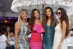 ibiza 23 juni 2017
Opening restarant club Xaxa van EWesley Sneijder en zijn vrouw Yolanthe Sneijder Cabau op eht strand van Cala Tarida.