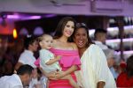ibiza 23 juni 2017
Opening restarant club Xaxa van EWesley Sneijder en zijn vrouw Yolanthe Sneijder Cabau op eht strand van Cala Tarida.