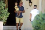 Marbella 26 juli 2018
Andre Hazes en zijn vriendin Monique en zoontje Dre vieren vakantie met Monique haar ouders in een villa van vrienden