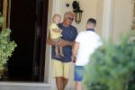 Marbella 26 juli 2018
Andre Hazes en zijn vriendin Monique en zoontje Dre vieren vakantie met Monique haar ouders in een villa van vrienden