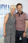 Amsterdam 17 juli 2018
Premiere Mamma mia in Tuschinski. Anita Witzier met man