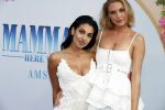 Amsterdam 17 juli 2018
Premiere Mamma mia in Tuschinski. Anna Nooshin met Jessie Jazz Vuijk