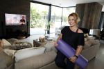 Utrecht 17 juli 2018
Antje Monteiro fitness video s in haar huis.