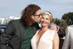Amsterdam 6 juli 2018
Gordon viert zijn 50e verjaardag bij de Harbour Club en gaat daarna varen met de roze MS de Jordaan. Auke Genemans