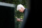 Maarssen Blaricum 7 juli 2018
Berend Boudewijn gaat wandelen bij de Maarsenveense Plassen en daarna rijdt hij naar het Ter Gooi ziekenhuis waar hij zijn vrouw Martine Bijl ophaalt. Daarna gaan ze lunchen bij restaurant de Goede Gooijer.