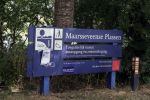 Maarssen Blaricum 7 juli 2018
Berend Boudewijn gaat wandelen bij de Maarsenveense Plassen en daarna rijdt hij naar het Ter Gooi ziekenhuis waar hij zijn vrouw Martine Bijl ophaalt. Daarna gaan ze lunchen bij restaurant de Goede Gooijer.