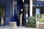 Maarssen Blaricum 7 juli 2018
Berend Boudewijn gaat wandelen bij de Maarsenveense Plassen en daarna rijdt hij naar het Ter Gooi ziekenhuis waar hij zijn vrouw Martine Bijl ophaalt. Daarna gaan ze lunchen bij restaurant de Goede Gooijer.