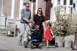 Amsterdam 14 juli 2018
Caro Emerald met haar vriend en kinderen