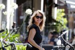 amsterdam 28 juni 2018
Chantal Janzen doet boodschappen op de cornelis schuytstraat.