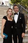 Mallorca 29 juni 2018
Iris van den Ende (1989) en Vincent Biekman (1981) zijn zaterdag 30 juni 2018 â€™sÂ middags in het huwelijk getreden, in aanwezigheid van familie en vrienden. Ze werden getrouwd door Dennis, de neef van Vincent Biekman.  
Iris en Vincent zijn twee weken geleden, op 16 juni 2018, in Amsterdam voor de wet getrouwd. 
De getuigen van Iris waren vriendin Madeline en haar broer Vincent. Voor Vincent getuigden zijn twee oudste vrienden Eli en Jermaine. 
De bruidsjurk van Iris werd ontworpen door Armani PrivÃ©. Joop en Janine v d Ende waren natuurlijk aanwezig op deze prachtige dag. Chantal Janzen met haar man Marco Geeratz