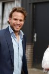 Amsterdam 6 juli 2018
Gordon viert zijn 50e verjaardag bij de Harbour Club en gaat daarna varen met de roze MS de Jordaan. Dirk taat