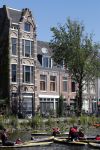 Amsterdam 1 juli 2018
Femke Halsema doet boodschappen en wandelt met haar hond.