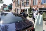 Amsterdam 12 juli 2018
Femke Halsema wordt thuis opgehaald en naar de stopera gebracht waar ze geinstalleerd wordt tot Burgemeester van Amsterdam.
