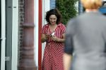 Amsterdam 28 juni 2018
Femke Halsema krijgt bloemen omdat ze de nieuwe burgemeester van Amsterdam wordt.