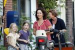 Amsterdam 28 juni 2018
Femke Halsema krijgt bloemen omdat ze de nieuwe burgemeester van Amsterdam wordt.