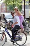Amsterdam 13 juli 2018
Opening cafe Mimi van actrice Linde van den Heuvel en â€¦. Frederik Brom Nienke Romer en hun kinderen