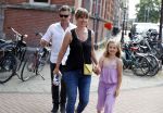 Amsterdam 13 juli 2018
Opening cafe Mimi van actrice Linde van den Heuvel en â€¦. Frederik Brom Nienke Romer en hun kinderen