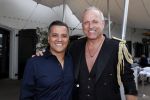 Amsterdam 6 juli 2018
Gordon viert zijn 50e verjaardag bij de Harbour Club en gaat daarna varen met de roze MS de Jordaan. Gordon met Patrick
