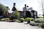 Ermelo 30 juli 2018
De Thaise prinses â€¦ viert vakantie in Nederland en slaapt met haar beveiliging in hotel de Roode Koper. Ze arriveerde met CD wagens.