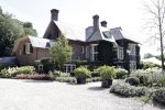Ermelo 30 juli 2018
De Thaise prinses â€¦ viert vakantie in Nederland en slaapt met haar beveiliging in hotel de Roode Koper. Ze arriveerde met CD wagens.