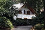 Ermelo 30 juli 2018
De Thaise prinses â€¦ viert vakantie in Nederland en slaapt met haar beveiliging in hotel de Roode Koper. Ze arriveerde met CD wagens.