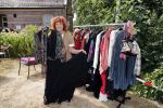 Hem 22 juli 2018
Veiling kleding en inboedel van Imca Marina . Imca gaat verhuizen en heeft daar niet voldoende ruimte.