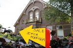 Hem 22 juli 2018
Veiling kleding en inboedel van Imca Marina . Imca gaat verhuizen en heeft daar niet voldoende ruimte.