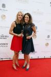 Amsterdam 10 juli 2018
Uitreiking leading ladies awards in hotel the Grand. Ireen Wust met partner Letitia de Jong