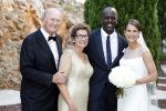 Mallorca 29 juni 2018
Iris van den Ende (1989) en Vincent Biekman (1981) zijn zaterdag 30 juni 2018 â€™sÂ middags in het huwelijk getreden, in aanwezigheid van familie en vrienden. Ze werden getrouwd door Dennis, de neef van Vincent Biekman.  
Iris en Vincent zijn twee weken geleden, op 16 juni 2018, in Amsterdam voor de wet getrouwd. 
De getuigen van Iris waren vriendin Madeline en haar broer Vincent. Voor Vincent getuigden zijn twee oudste vrienden Eli en Jermaine. 
De bruidsjurk van Iris werd ontworpen door Armani PrivÃ©. Joop en Janine v d Ende waren natuurlijk aanwezig op deze prachtige dag.