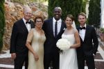 Mallorca 29 juni 2018
Iris van den Ende (1989) en Vincent Biekman (1981) zijn zaterdag 30 juni 2018 â€™sÂ middags in het huwelijk getreden, in aanwezigheid van familie en vrienden. Ze werden getrouwd door Dennis, de neef van Vincent Biekman.  
Iris en Vincent zijn twee weken geleden, op 16 juni 2018, in Amsterdam voor de wet getrouwd. 
De getuigen van Iris waren vriendin Madeline en haar broer Vincent. Voor Vincent getuigden zijn twee oudste vrienden Eli en Jermaine. 
De bruidsjurk van Iris werd ontworpen door Armani PrivÃ©. Joop en Janine v d Ende waren natuurlijk aanwezig op deze prachtige dag.