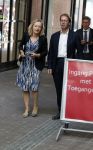 Amsterdam 12 juli 2018
Femke Halsema wordt thuis opgehaald en naar de stopera gebracht waar ze geinstalleerd wordt tot Burgemeester van Amsterdam. Jet Bussemaker