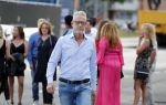 Amsterdam 6 juli 2018
Gordon viert zijn 50e verjaardag bij de Harbour Club en gaat daarna varen met de roze MS de Jordaan. John Heuckenroth