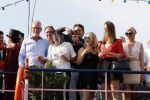 Amsterdam 6 juli 2018
Gordon viert zijn 50e verjaardag bij de Harbour Club en gaat daarna varen met de roze MS de Jordaan. John Heuckenroth