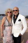 Amsterdam 6 juli 2018
Gordon viert zijn 50e verjaardag bij de Harbour Club en gaat daarna varen met de roze MS de Jordaan. John v d Heuvel met zijn vrouw