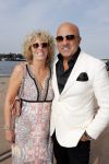 Amsterdam 6 juli 2018
Gordon viert zijn 50e verjaardag bij de Harbour Club en gaat daarna varen met de roze MS de Jordaan. John v d Heuvel met zijn vrouw