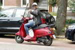 Amsterdam 9 juli 2018
Johnny Kelvin op zijn scooter