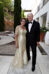 Mallorca 29 juni 2018
Iris van den Ende (1989) en Vincent Biekman (1981) zijn zaterdag 30 juni 2018 â€™sÂ middags in het huwelijk getreden, in aanwezigheid van familie en vrienden. Ze werden getrouwd door Dennis, de neef van Vincent Biekman.  
Iris en Vincent zijn twee weken geleden, op 16 juni 2018, in Amsterdam voor de wet getrouwd. 
De getuigen van Iris waren vriendin Madeline en haar broer Vincent. Voor Vincent getuigden zijn twee oudste vrienden Eli en Jermaine. 
De bruidsjurk van Iris werd ontworpen door Armani PrivÃ©. Joop en Janine v d Ende waren natuurlijk aanwezig op deze prachtige dag.