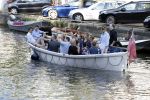 Amsterdam 29 juni 2018
Forum voor Democratie van Thierry Baudet varen met relaties door de grachten van Amsterdam . oa aanwezig Matthijs Albers Jort kelder (met eigen boot) Alwien Tulner Mat Herben Theo Hiddema en Ebru Umar.