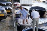 Amsterdam 29 juni 2018
Forum voor Democratie van Thierry Baudet varen met relaties door de grachten van Amsterdam . oa aanwezig Matthijs Albers Jort kelder (met eigen boot) Alwien Tulner Mat Herben Theo Hiddema en Ebru Umar.