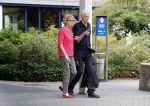 Maarssen Blaricum 7 juli 2018
Berend Boudewijn gaat wandelen bij de Maarsenveense Plassen en daarna rijdt hij naar het Ter Gooi ziekenhuis waar hij zijn vrouw Martine Bijl ophaalt. Daarna gaan ze lunchen bij restaurant de Goede Gooijer.