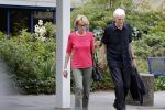 Maarssen Blaricum 7 juli 2018
Berend Boudewijn gaat wandelen bij de Maarsenveense Plassen en daarna rijdt hij naar het Ter Gooi ziekenhuis waar hij zijn vrouw Martine Bijl ophaalt. Daarna gaan ze lunchen bij restaurant de Goede Gooijer.